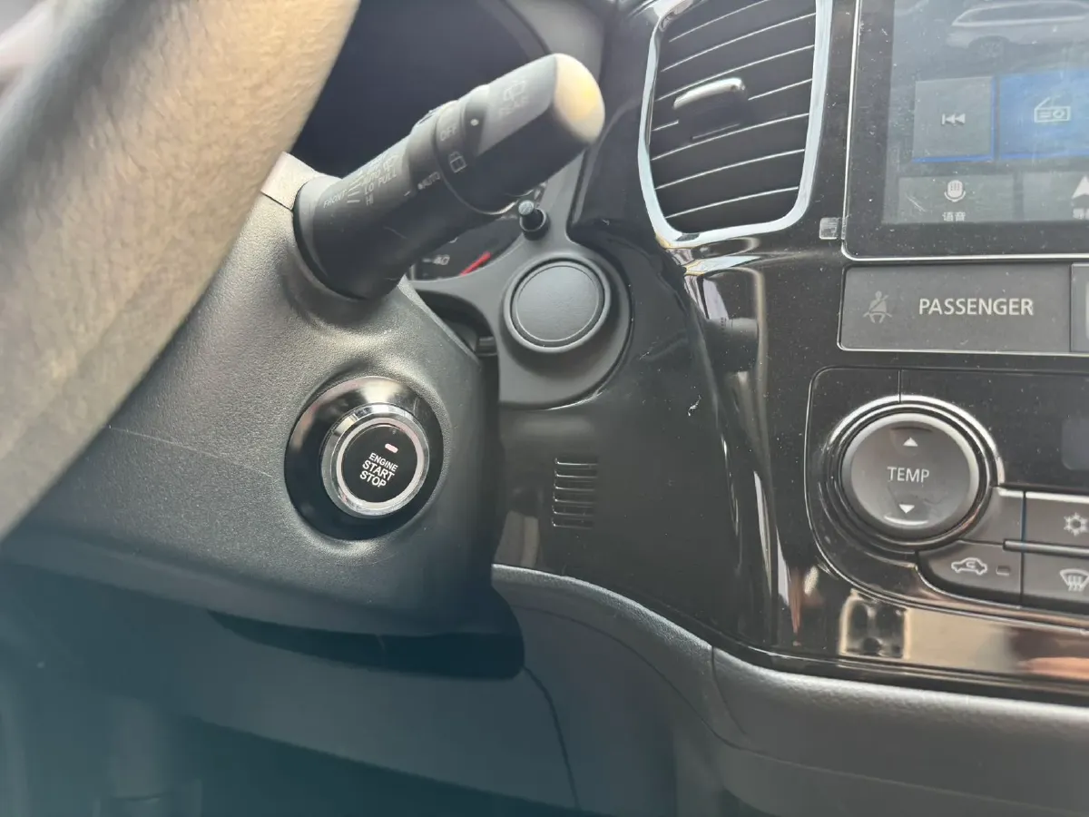 2021 Mitsubishi Outlander 2.0L 166HP L4 CVT,autocango,china used car exporter,china ev exporter,chinese used car exporter,chinese used ev exporter