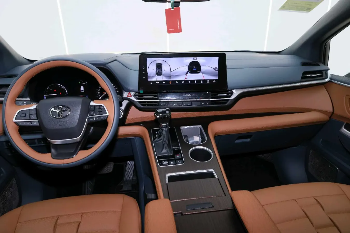 2024 Toyota Granvia 2.5L 189HP L4 E-CVT Hybrid,autocango,china used car exporter,china ev exporter,chinese used car exporter,chinese used ev exporter