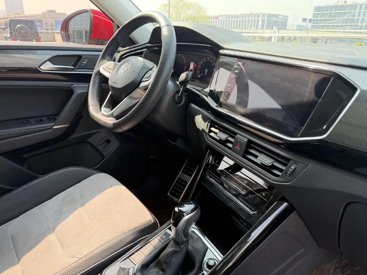 2020 Volkswagen Tayron X 2.0T 186HP L4 7DCT,autocango,china used car exporter,china ev exporter,chinese used car exporter,chinese used ev exporter