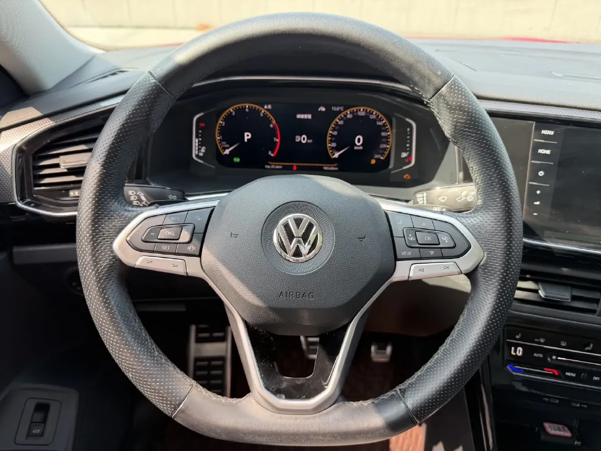 2020 Volkswagen Tayron X 2.0T 186HP L4 7DCT,autocango,china used car exporter,china ev exporter,chinese used car exporter,chinese used ev exporter