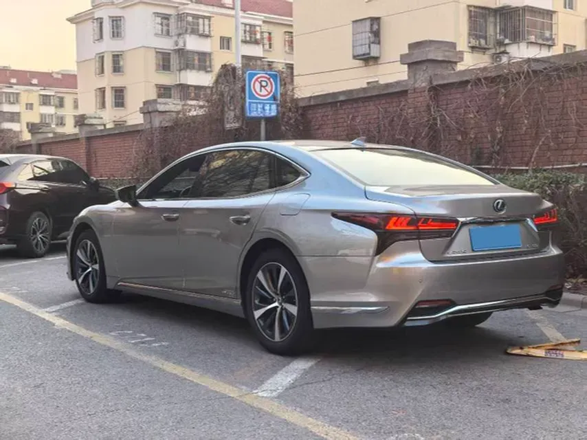 2021 Lexus LS 3.5L 299HP V6 E-CVT Hybrid,autocango,china used car exporter,china ev exporter,chinese used car exporter,chinese used ev exporter