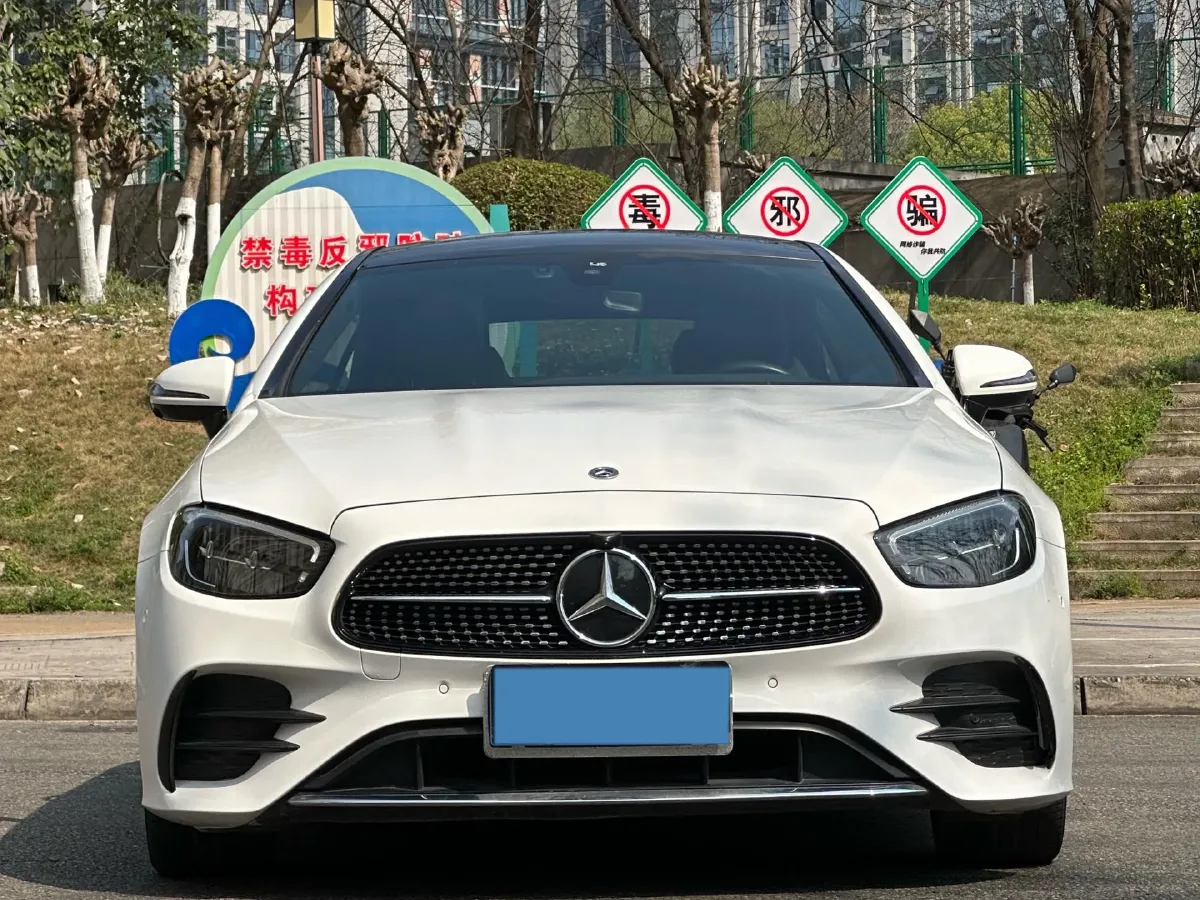 2021 Mercedes-Benz E Class 1.5T 184HP L4 9AT,autocango,china used car exporter,china ev exporter,chinese used car exporter,chinese used ev exporter
