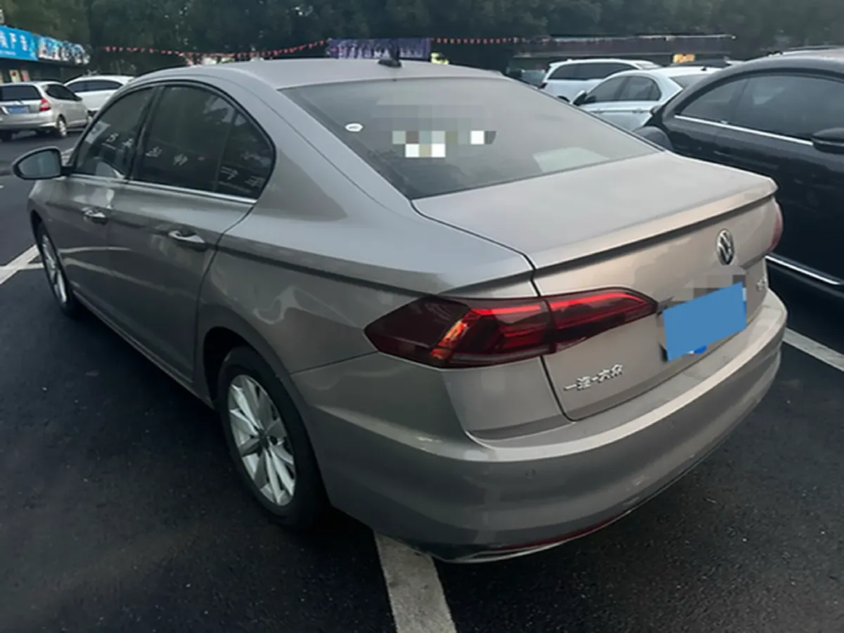 2021 Volkswagen Bora 1.5L 113HP L4 6AT,autocango,china used car exporter,china ev exporter,chinese used car exporter,chinese used ev exporter