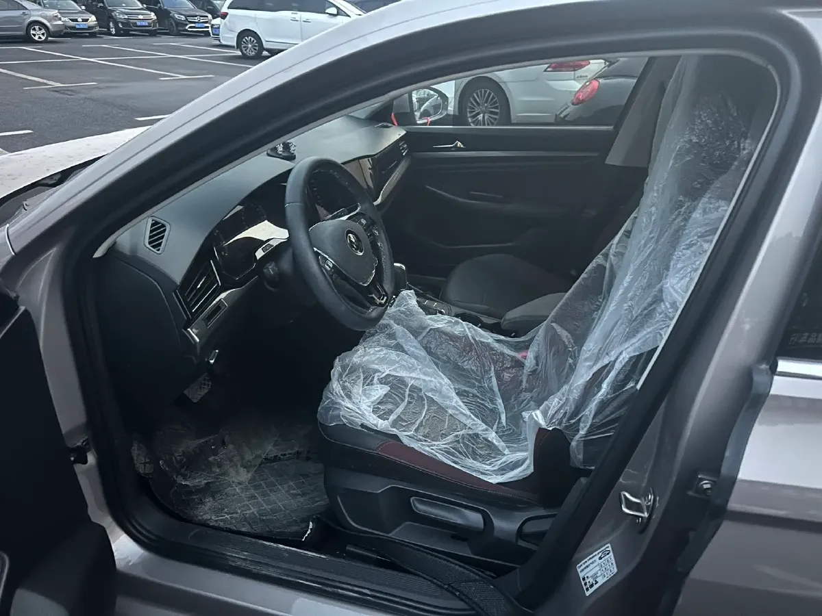 2021 Volkswagen Bora 1.5L 113HP L4 6AT,autocango,china used car exporter,china ev exporter,chinese used car exporter,chinese used ev exporter