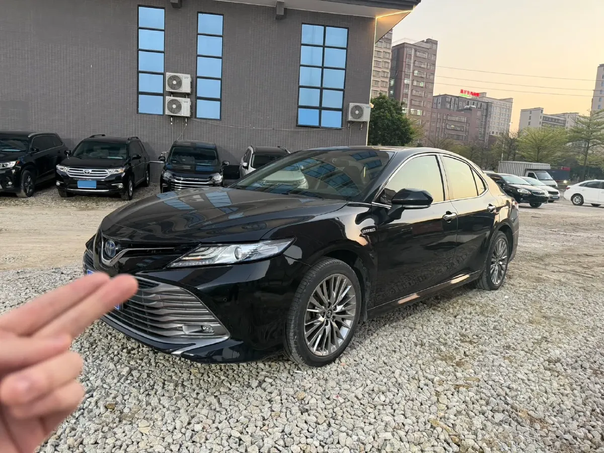 2019 Toyota Camry 2.5L 178HP L4 E-CVT Hybrid,autocango,china used car exporter,china ev exporter,chinese used car exporter,chinese used ev exporter