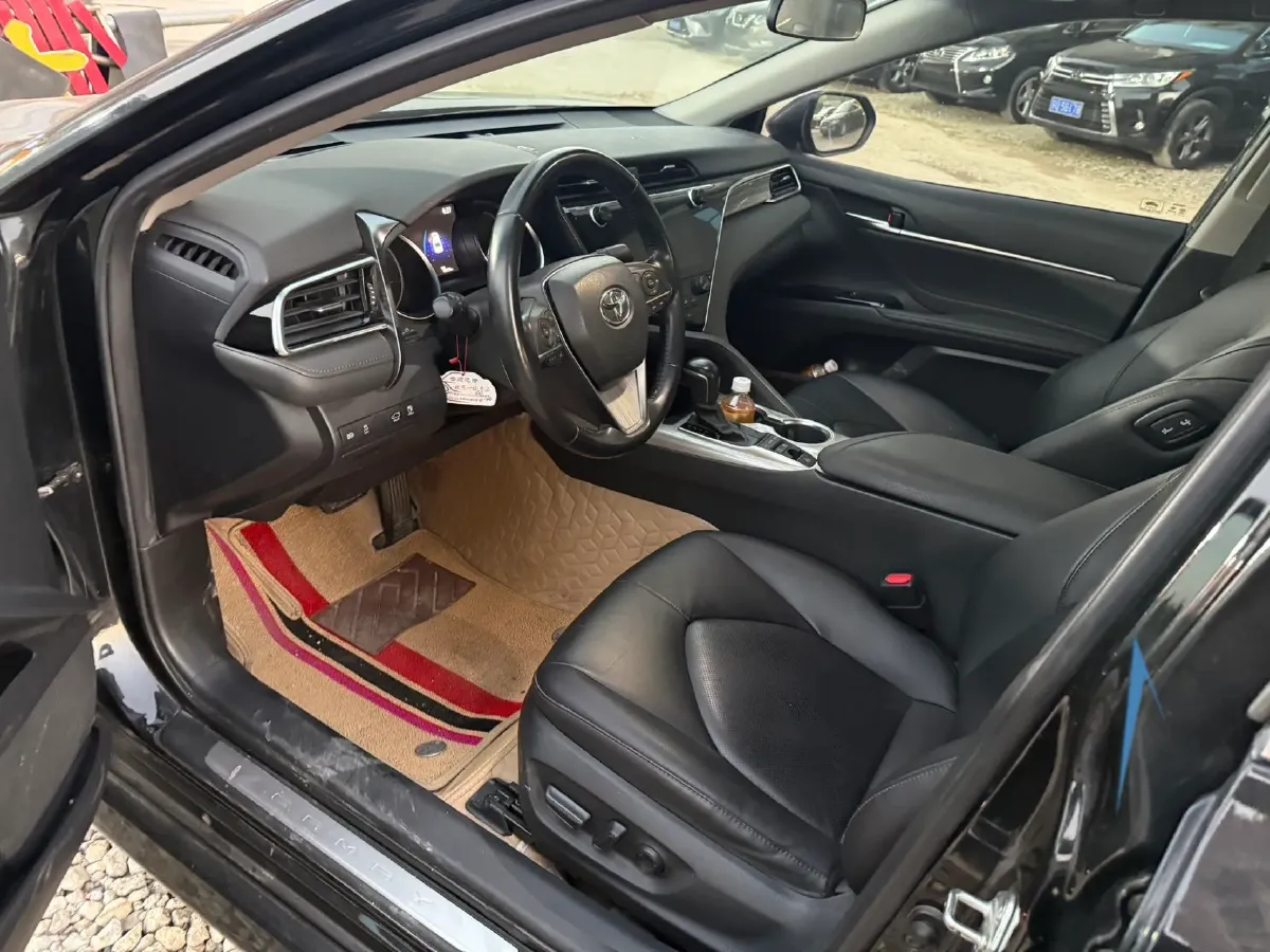 2019 Toyota Camry 2.5L 178HP L4 E-CVT Hybrid,autocango,china used car exporter,china ev exporter,chinese used car exporter,chinese used ev exporter