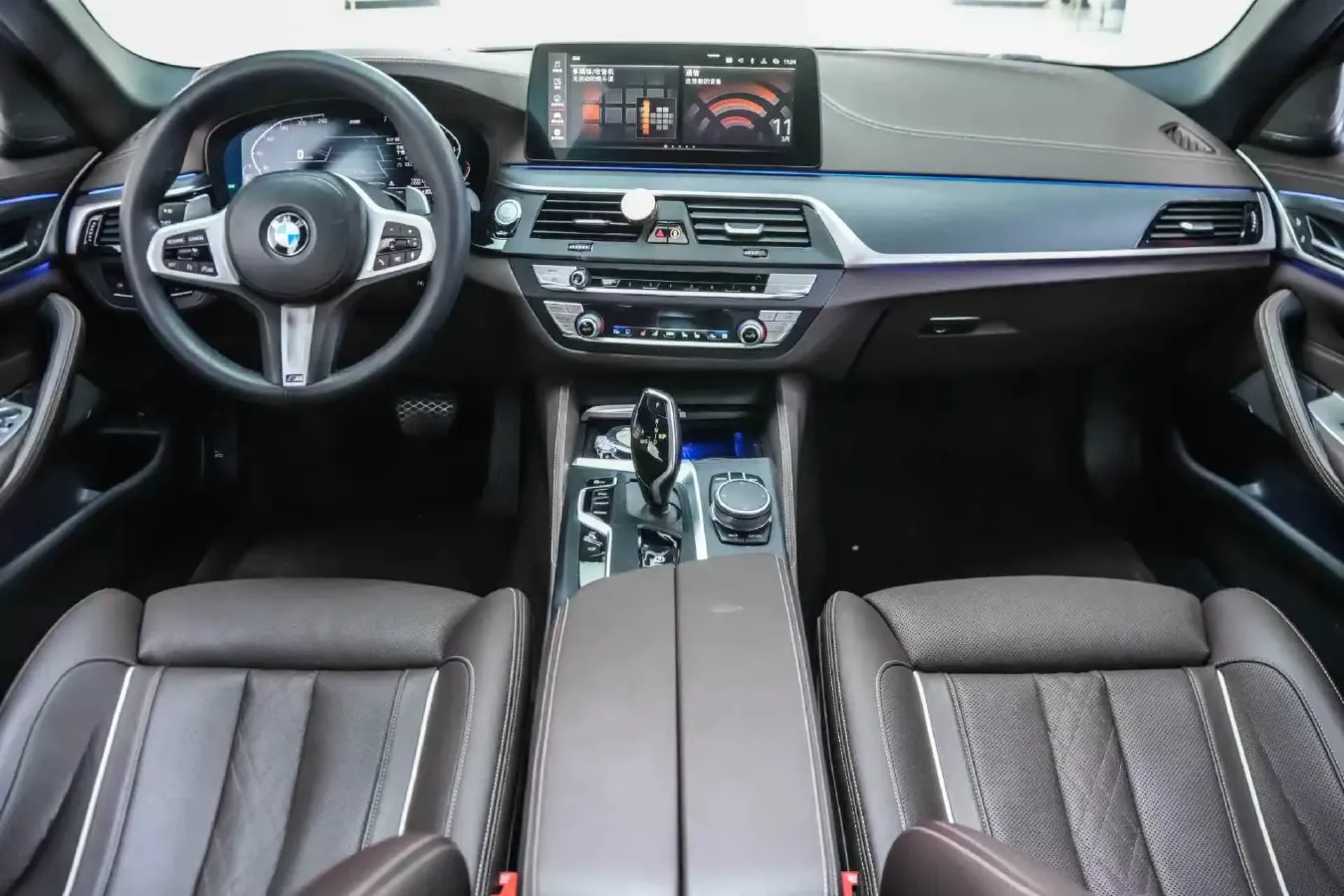 2021 BMW 5 Series 2.0T 252HP L4 8AT,autocango,china used car exporter,china ev exporter,chinese used car exporter,chinese used ev exporter