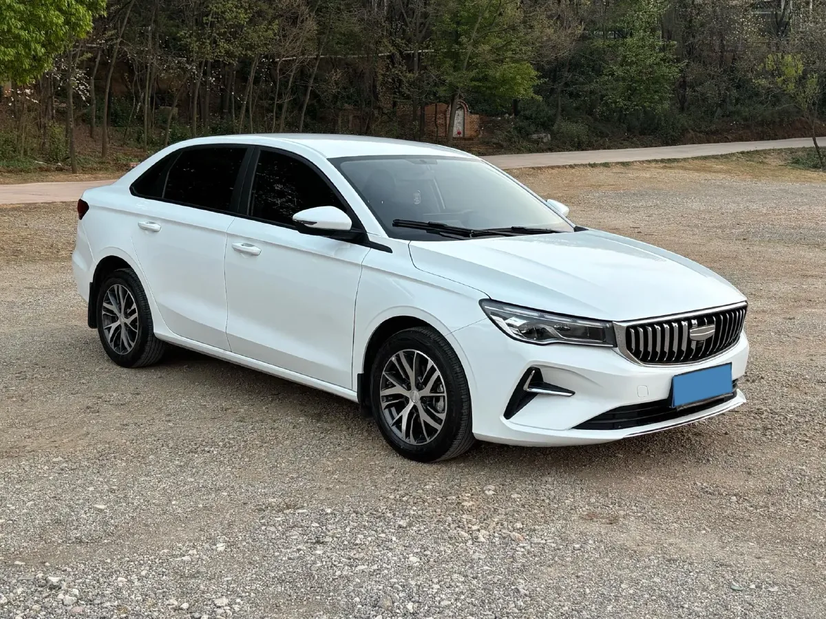 2025 Geely Emgrand 1.5L 127HP L4 CVT,autocango,china used car exporter,china ev exporter,chinese used car exporter,chinese used ev exporter