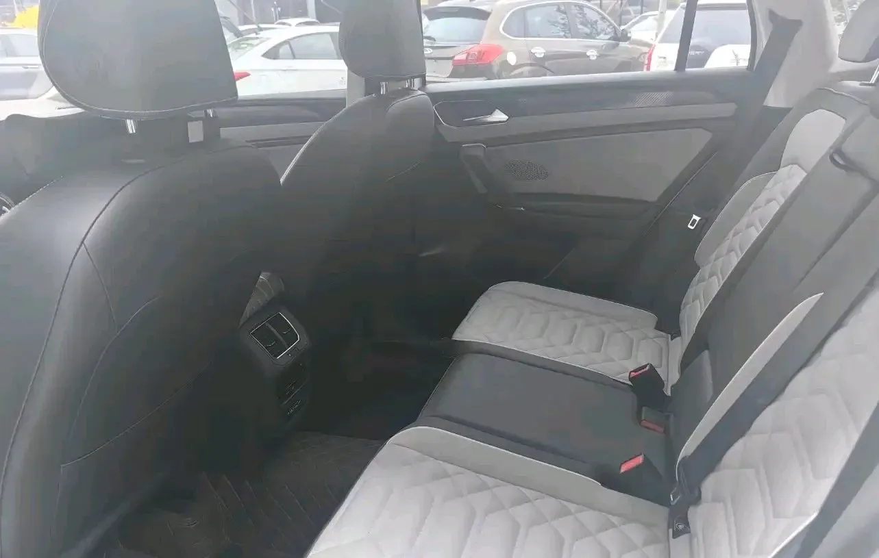 2023 Volkswagen Tayron 1.4T 150HP L4 7DCT,autocango,china used car exporter,china ev exporter,chinese used car exporter,chinese used ev exporter