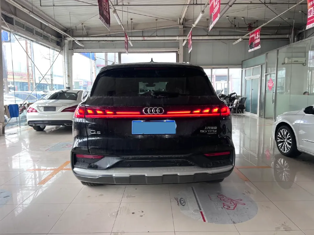 2024 Audi Q6 2.5T 299HP V6 7DCT,autocango,china used car exporter,china ev exporter,chinese used car exporter,chinese used ev exporter