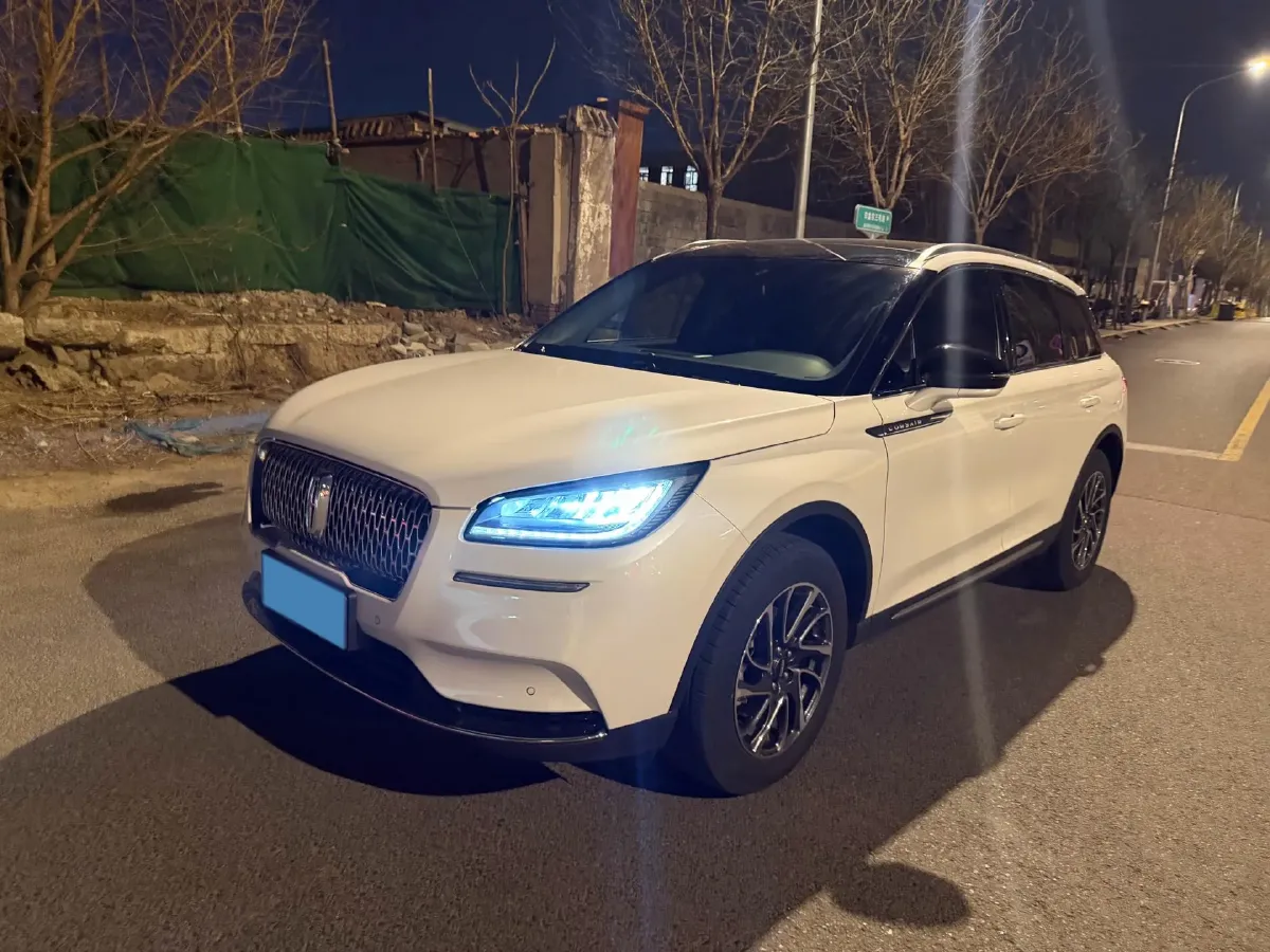 2021 Lincoln Corsair 2.0T 245HP L4 8AT,autocango,china used car exporter,china ev exporter,chinese used car exporter,chinese used ev exporter