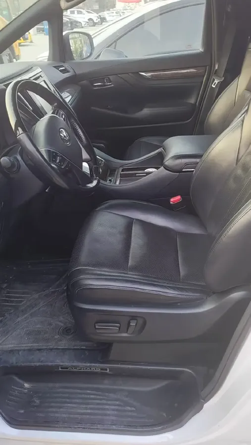 2018 Toyota Alphard 3.5L 301HP V6 8AT,autocango,china used car exporter,china ev exporter,chinese used car exporter,chinese used ev exporter