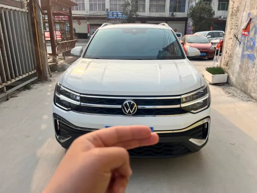 2023 Volkswagen Tharu 1.5T 160HP L4 7DCT,autocango,china used car exporter,china ev exporter,chinese used car exporter,chinese used ev exporter