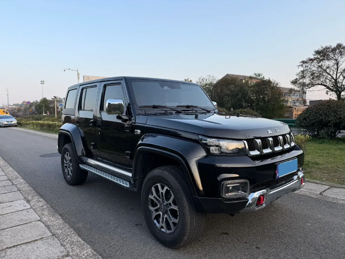 2023 Beijing BJ40 2.0T 224HP L4 8AT,autocango,china used car exporter,china ev exporter,chinese used car exporter,chinese used ev exporter