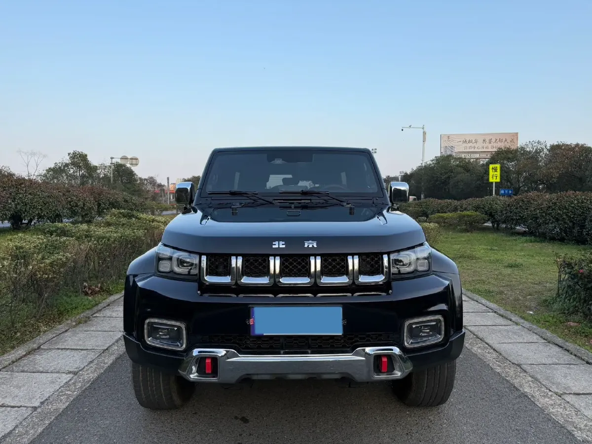 2023 Beijing BJ40 2.0T 224HP L4 8AT,autocango,china used car exporter,china ev exporter,chinese used car exporter,chinese used ev exporter