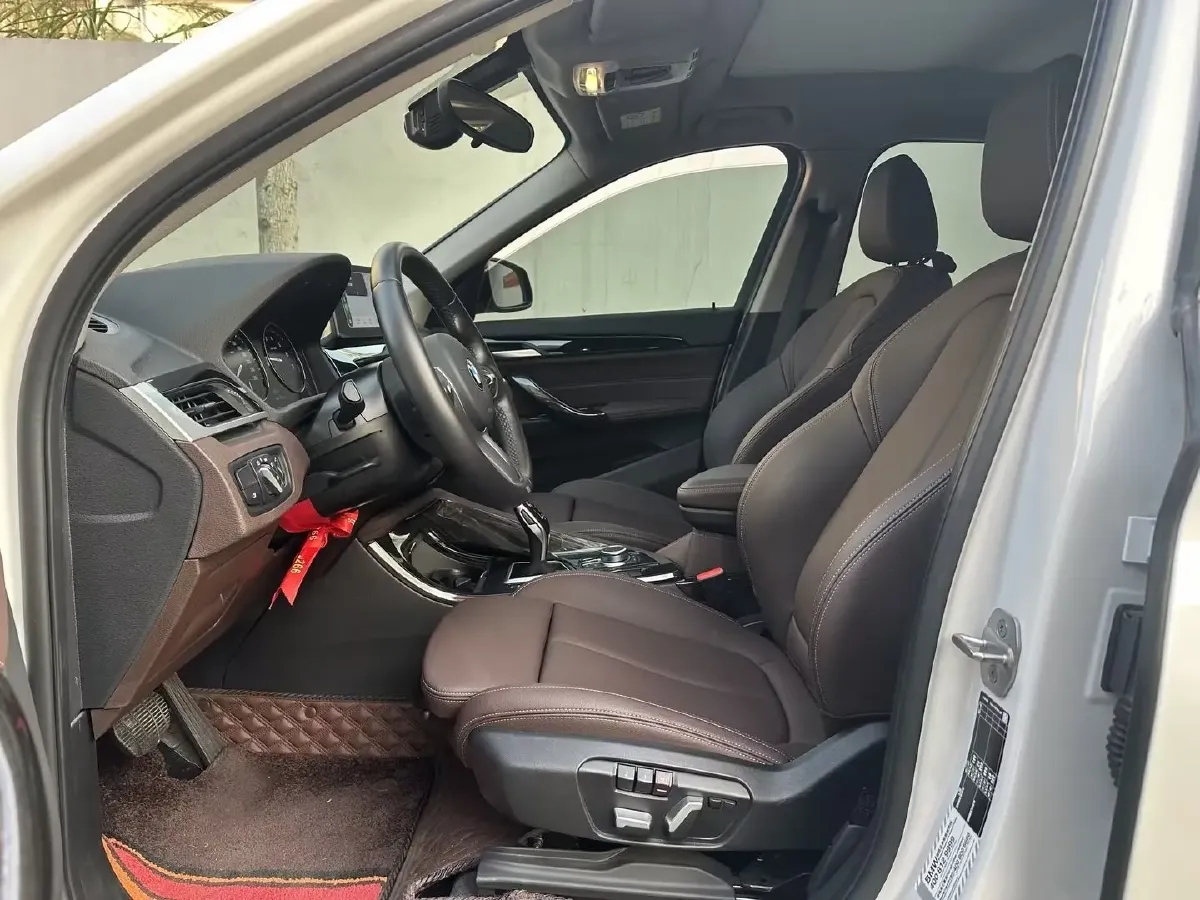 2022 BMW X1 2.0T 192HP L4 7DCT,autocango,china used car exporter,china ev exporter,chinese used car exporter,chinese used ev exporter