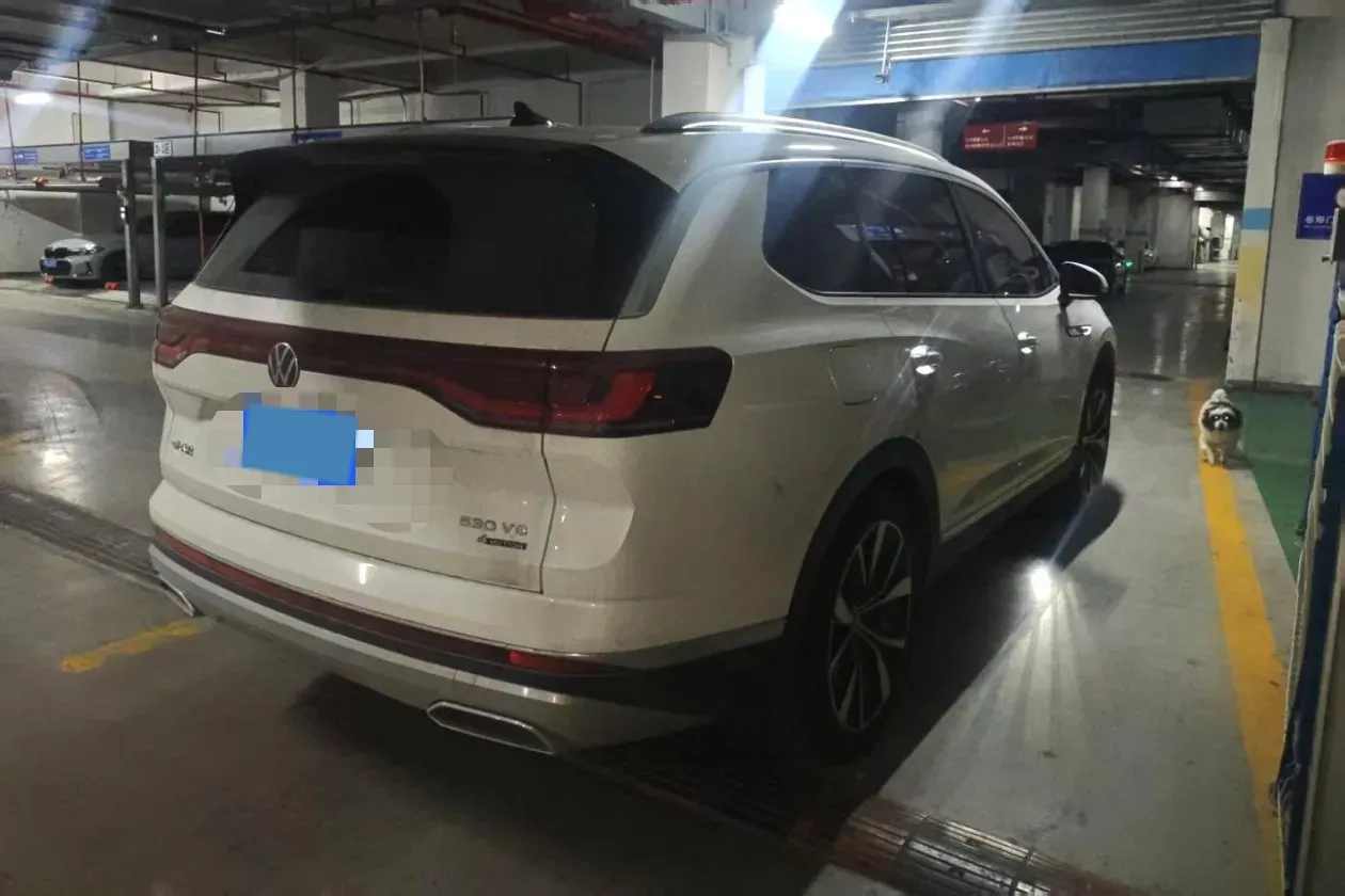 2022 Volkswagen Talagon 2.5T 299HP V6 7DCT,autocango,china used car exporter,china ev exporter,chinese used car exporter,chinese used ev exporter