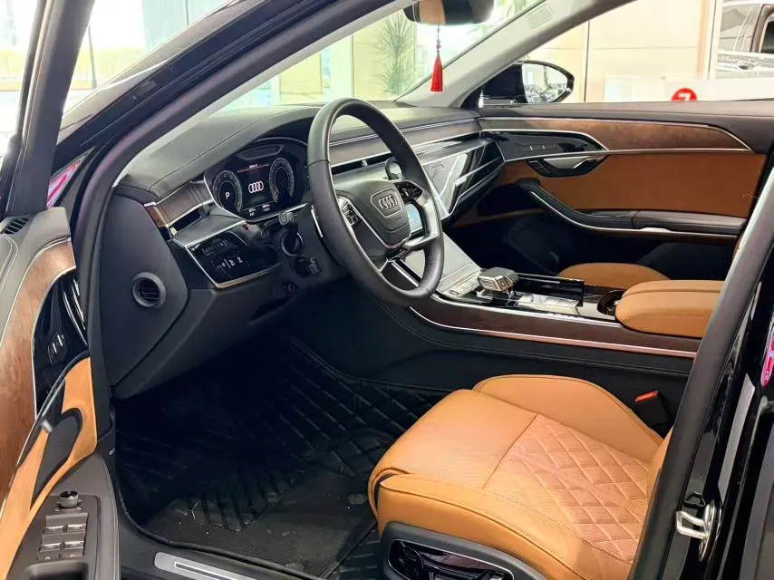 2023 Audi A8 3.0T 286HP V6 8AT,autocango,china used car exporter,china ev exporter,chinese used car exporter,chinese used ev exporter