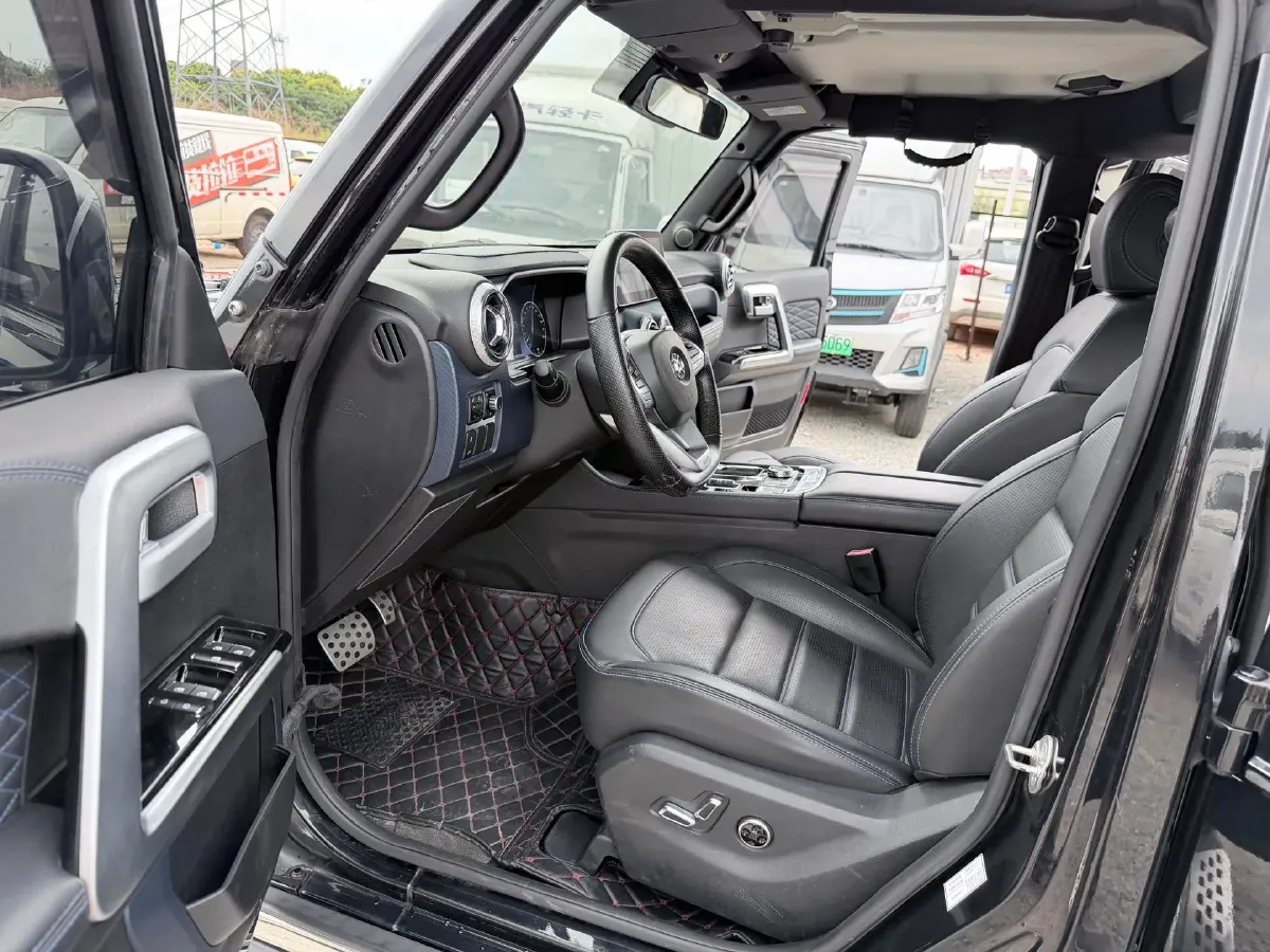 2019 Beijing BJ40 2.3T 231HP L4 6AT,autocango,china used car exporter,china ev exporter,chinese used car exporter,chinese used ev exporter