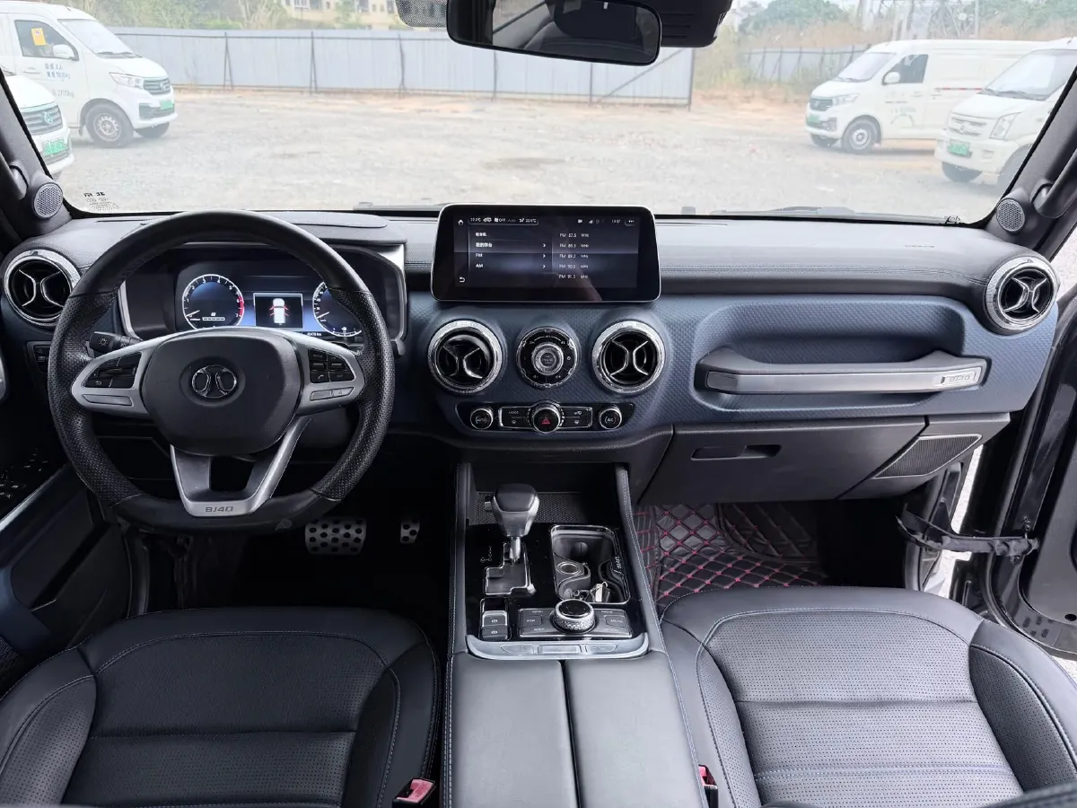 2019 Beijing BJ40 2.3T 231HP L4 6AT,autocango,china used car exporter,china ev exporter,chinese used car exporter,chinese used ev exporter