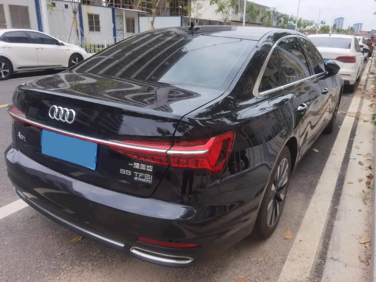 2021 Audi A6L 2.0T 224HP L4 7DCT,autocango,china used car exporter,china ev exporter,chinese used car exporter,chinese used ev exporter