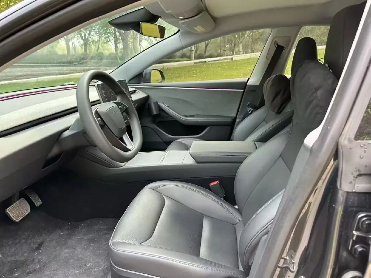 2025 Tesla Model 3 BEV,autocango,china used car exporter,china ev exporter,chinese used car exporter,chinese used ev exporter