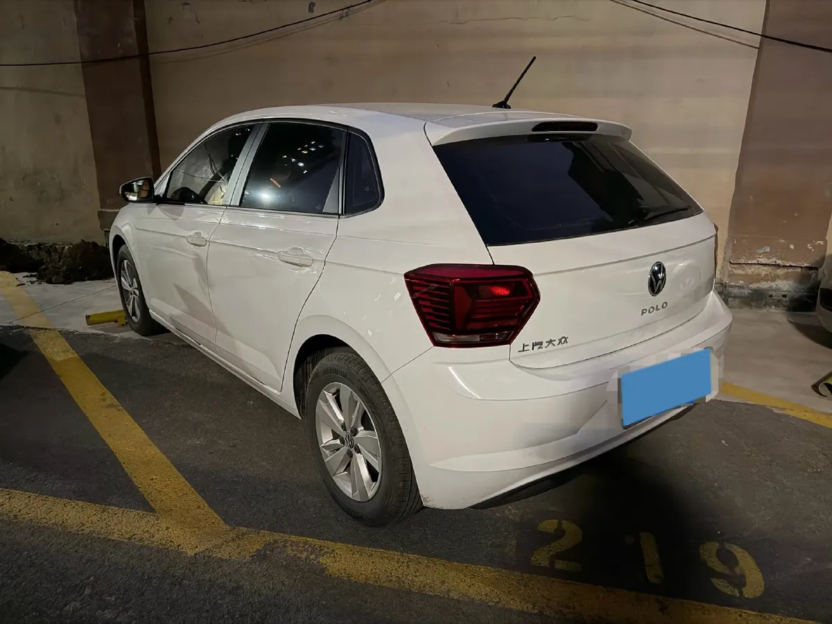 2023 Volkswagen Polo 1.5L 110HP L4 6AT,autocango,china used car exporter,china ev exporter,chinese used car exporter,chinese used ev exporter