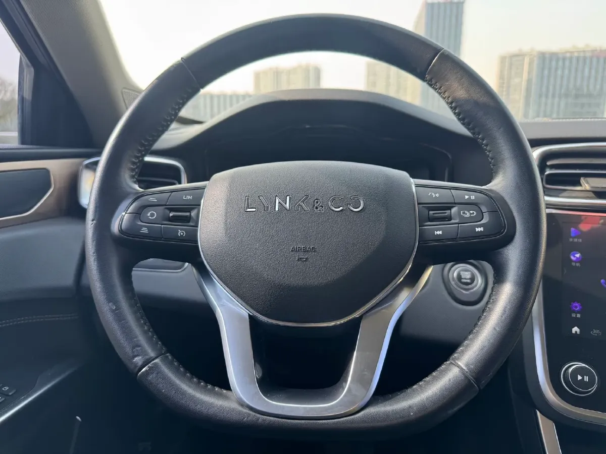 2020 LYNK&CO 01 2.0T 190HP L4 6AT,autocango,china used car exporter,china ev exporter,chinese used car exporter,chinese used ev exporter