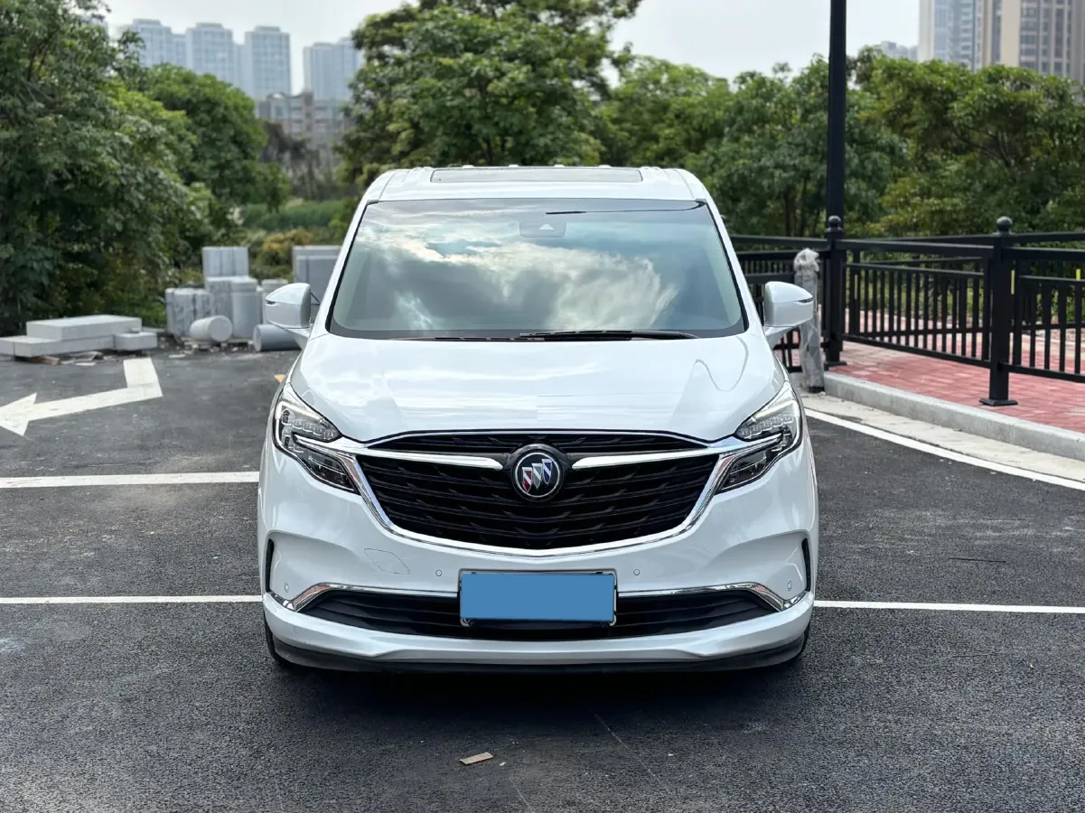 2022 Buick GL8 2.0T 237HP L4 9AT,autocango,china used car exporter,china ev exporter,chinese used car exporter,chinese used ev exporter