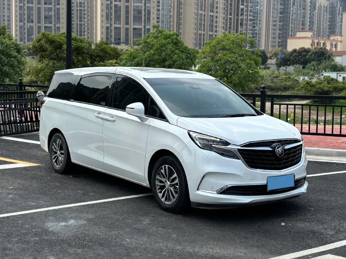 2022 Buick GL8 2.0T 237HP L4 9AT,autocango,china used car exporter,china ev exporter,chinese used car exporter,chinese used ev exporter