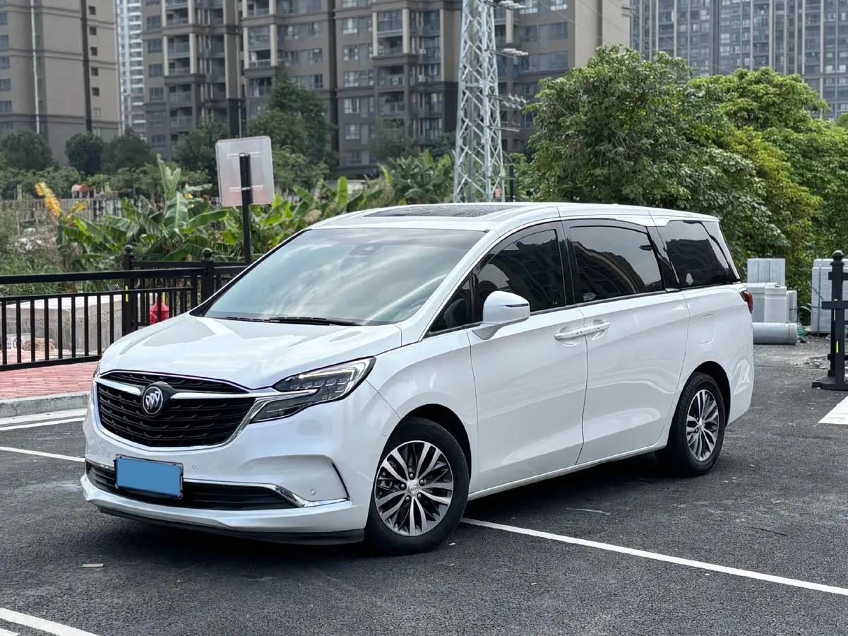 2022 Buick GL8 2.0T 237HP L4 9AT,autocango,china used car exporter,china ev exporter,chinese used car exporter,chinese used ev exporter