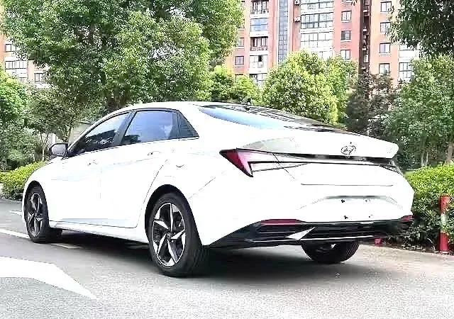 2022 Hyundai Elantra 1.5L 115HP L4 CVT,autocango,china used car exporter,china ev exporter,chinese used car exporter,chinese used ev exporter
