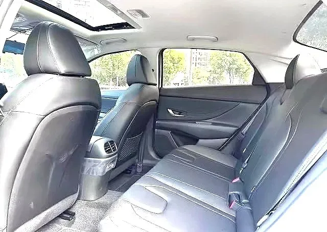 2022 Hyundai Elantra 1.5L 115HP L4 CVT,autocango,china used car exporter,china ev exporter,chinese used car exporter,chinese used ev exporter