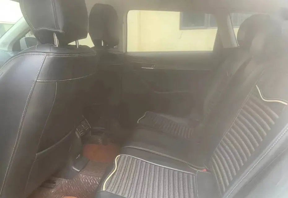 2021 Skoda Karoq 1.4T 150HP L4 7DCT,autocango,china used car exporter,china ev exporter,chinese used car exporter,chinese used ev exporter