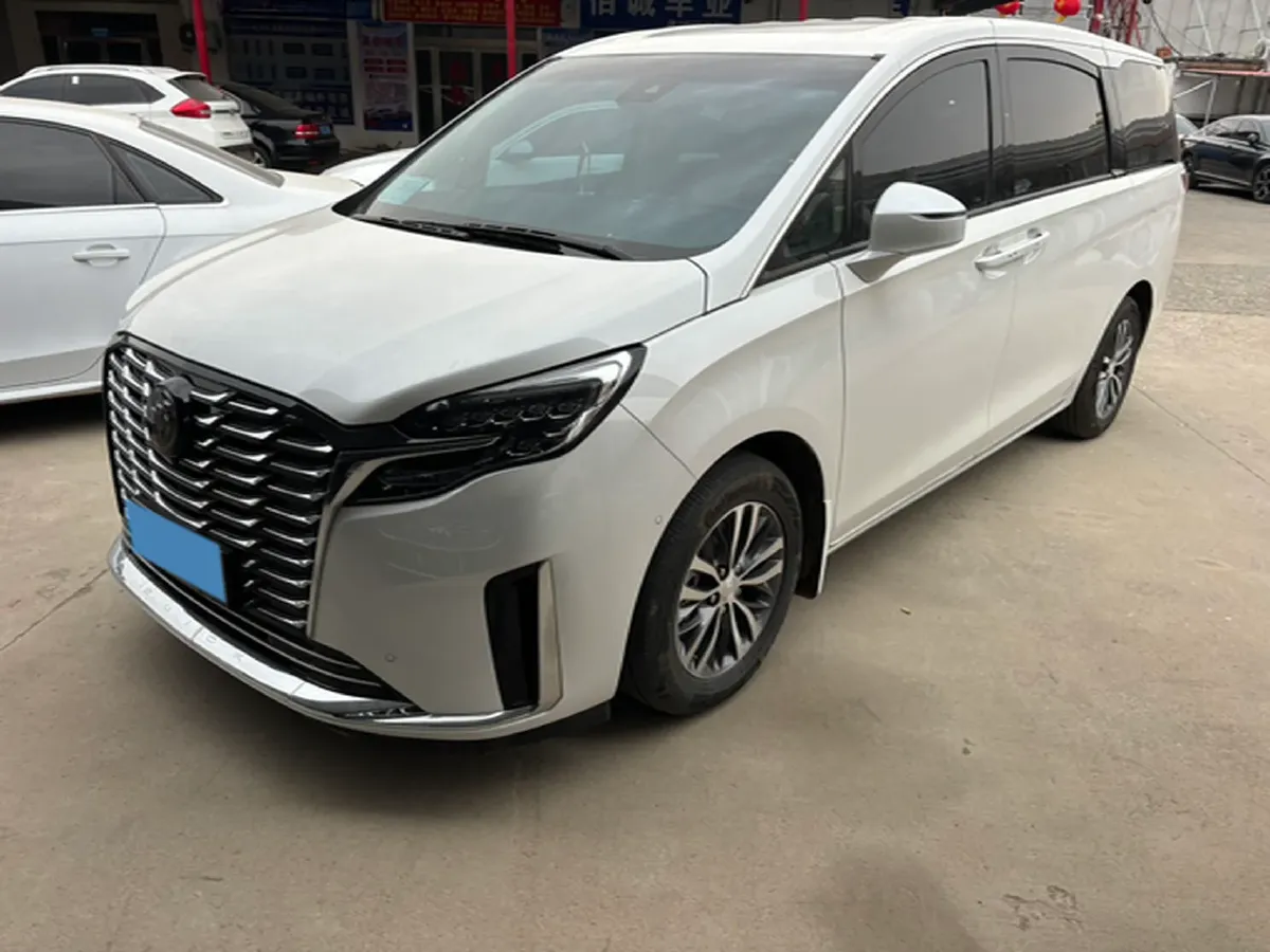 2023 Buick GL8 2.0T 237HP L4 9AT,autocango,china used car exporter,china ev exporter,chinese used car exporter,chinese used ev exporter