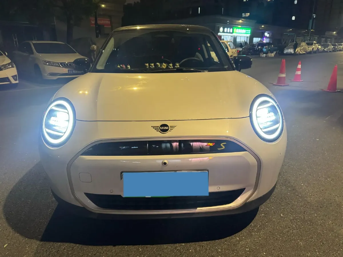 2024 MINI COOPER BEV 51.5KWH,autocango,china used car exporter,china ev exporter,chinese used car exporter,chinese used ev exporter