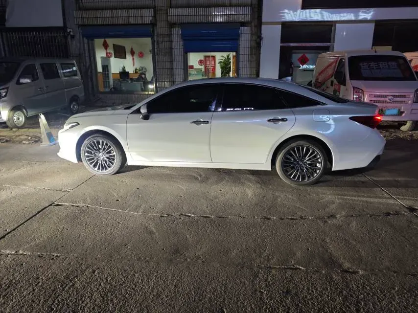2022 Toyota Avalon 2.0L 178HP L4 CVT,autocango,china used car exporter,china ev exporter,chinese used car exporter,chinese used ev exporter