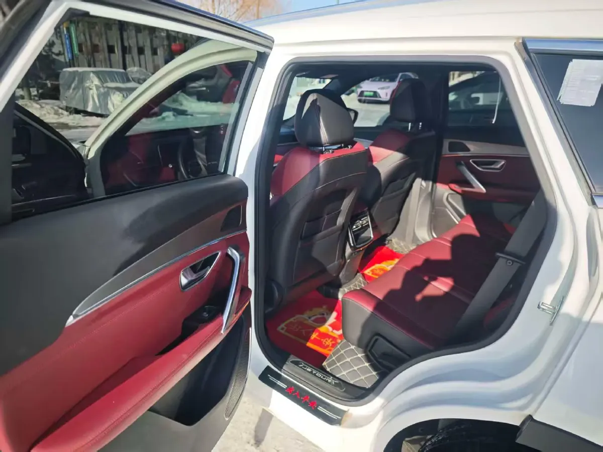 2021 Jetour X70 Plus 1.5T 156HP L4 6DCT,autocango,china used car exporter,china ev exporter,chinese used car exporter,chinese used ev exporter