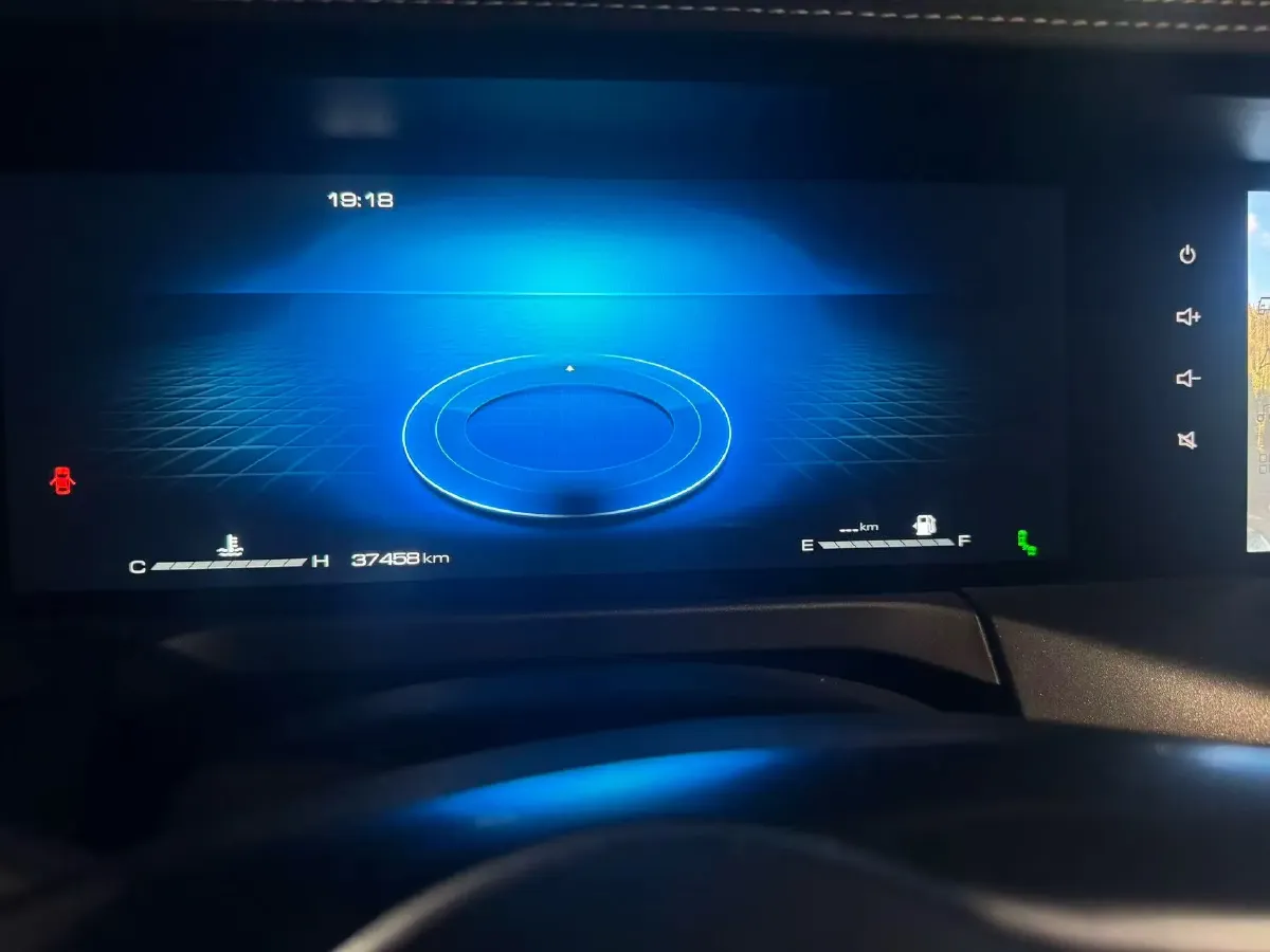 2023 Tank 300 2.0T 227HP L4 8AT,autocango,china used car exporter,china ev exporter,chinese used car exporter,chinese used ev exporter