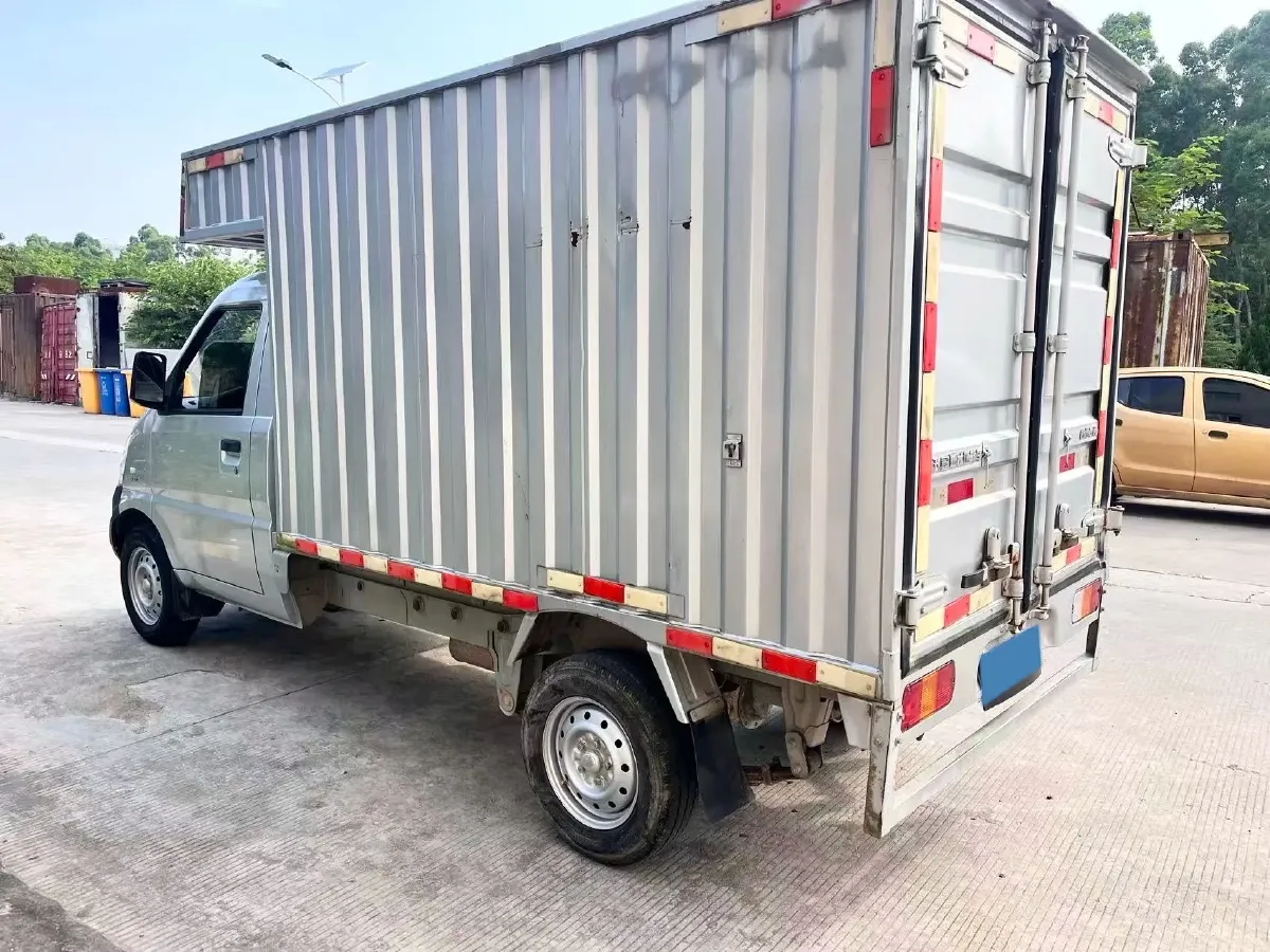 2021 DongFeng Fengon Fengon 500 1.5L 116HP L4 5MT,autocango,china used car exporter,china ev exporter,chinese used car exporter,chinese used ev exporter