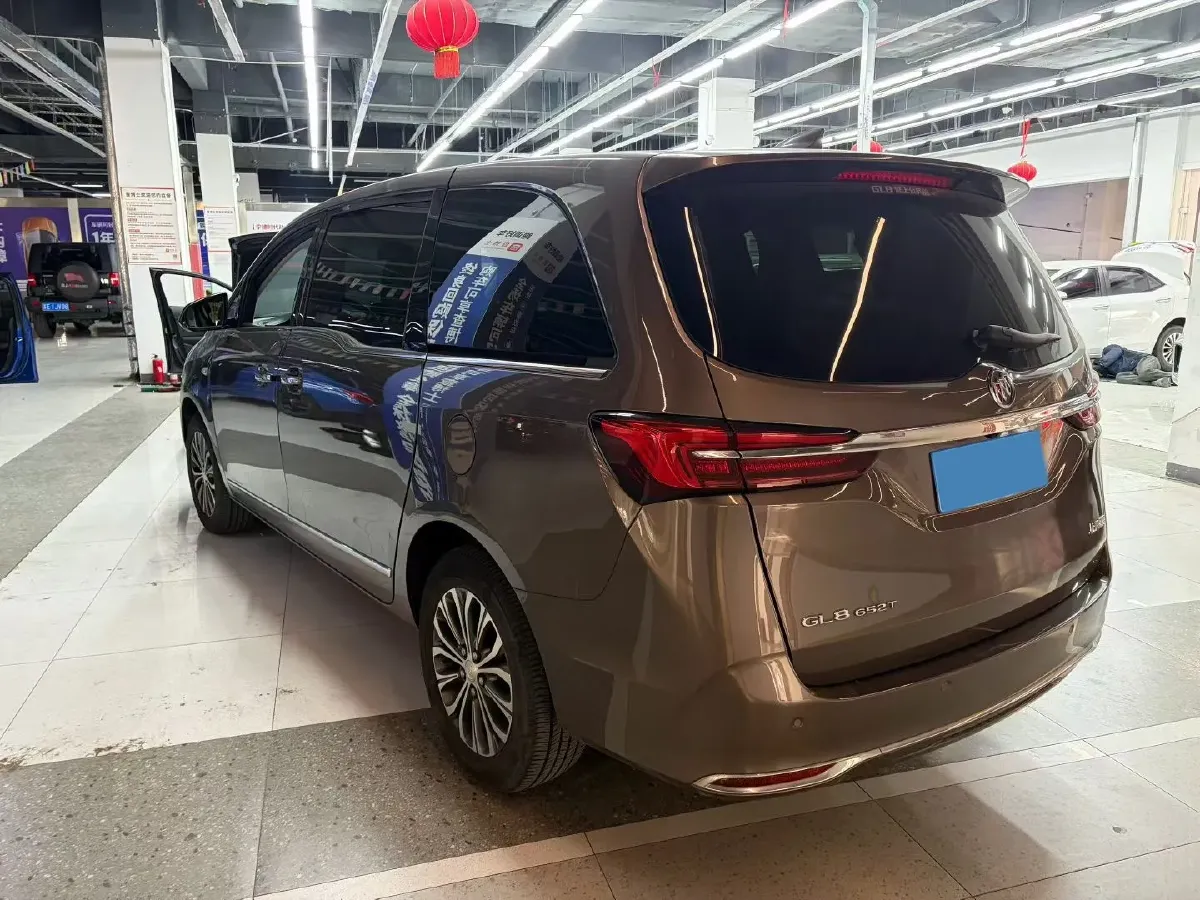 2021 Buick GL8 2.0T 237HP L4 9AT,autocango,china used car exporter,china ev exporter,chinese used car exporter,chinese used ev exporter
