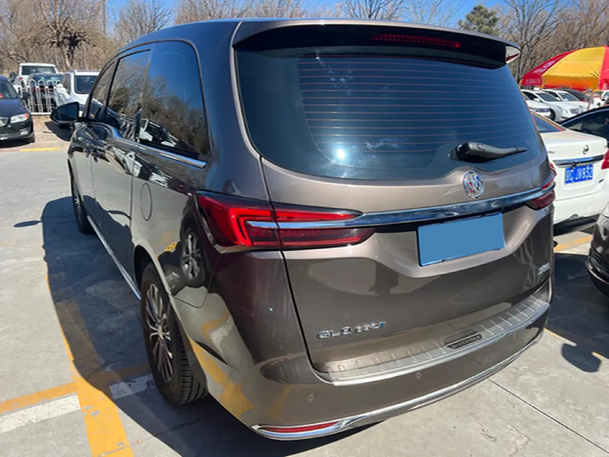 2022 Buick GL8 2.0T 237HP L4 9AT,autocango,china used car exporter,china ev exporter,chinese used car exporter,chinese used ev exporter