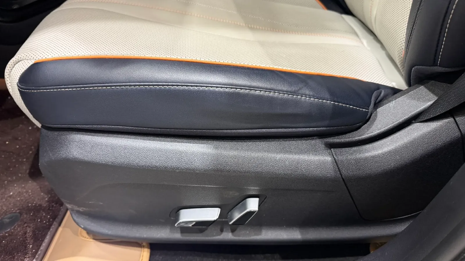 2022 Hyundai Tucson 2.0L 150HP L4 6AT Hybrid,autocango,china used car exporter,china ev exporter,chinese used car exporter,chinese used ev exporter