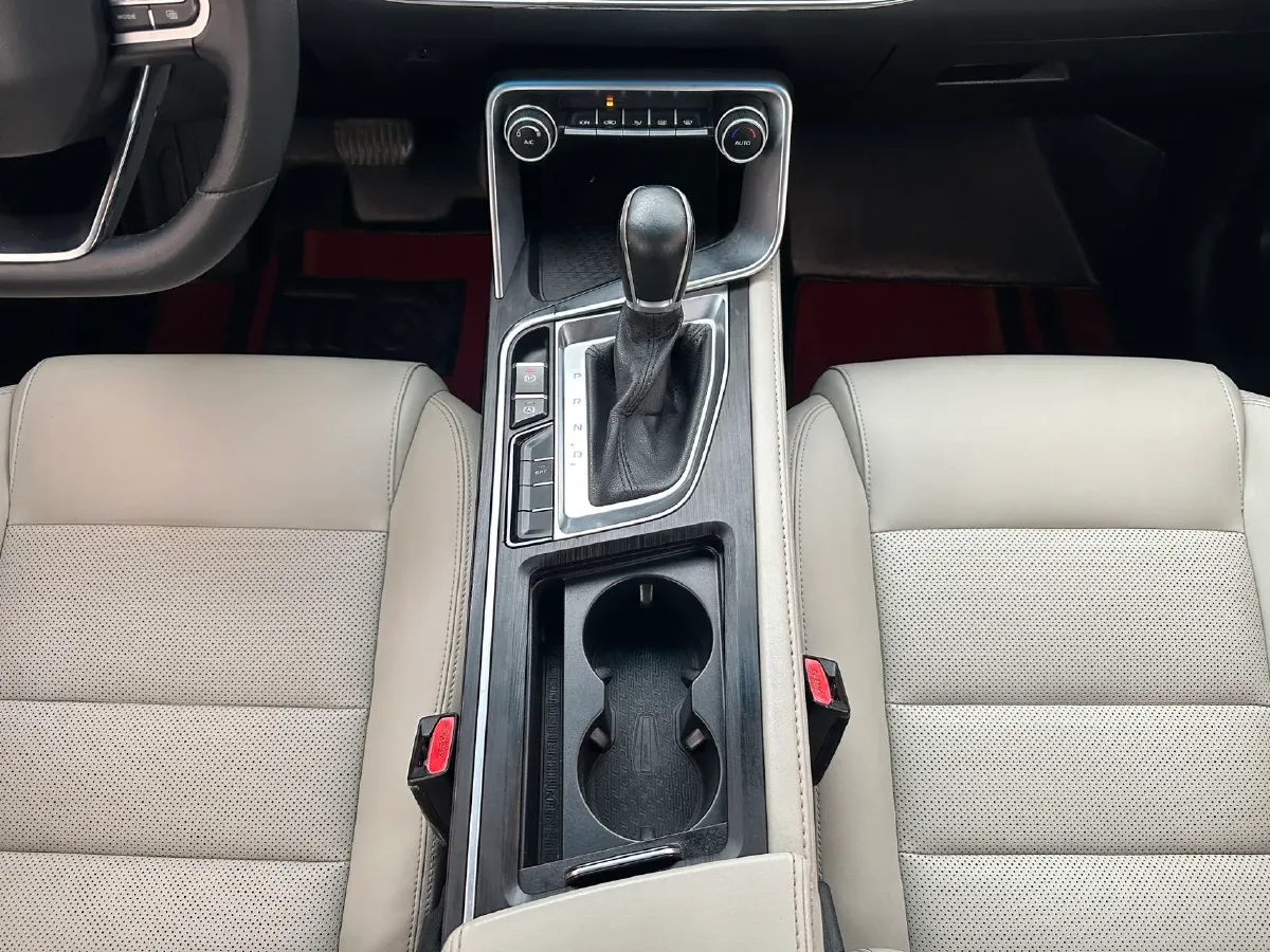 2018 Geely Binray 1.4T 133HP L4 6MT,autocango,china used car exporter,china ev exporter,chinese used car exporter,chinese used ev exporter