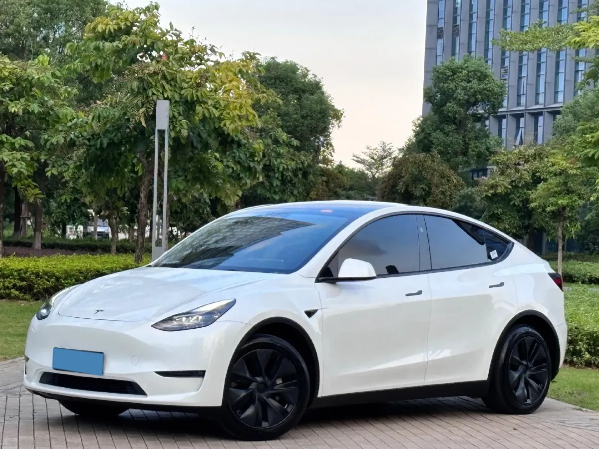 2024 Tesla Model Y BEV 78.4KWH,autocango,china used car exporter,china ev exporter,chinese used car exporter,chinese used ev exporter