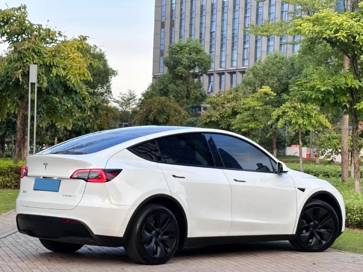 2024 Tesla Model Y BEV 78.4KWH,autocango,china used car exporter,china ev exporter,chinese used car exporter,chinese used ev exporter