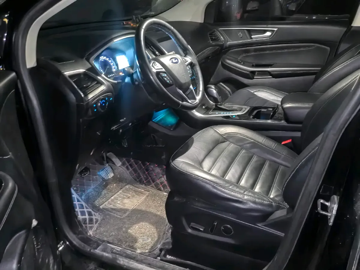 2018 Ford Edge 2.0T 245HP L4 6AT,autocango,china used car exporter,china ev exporter,chinese used car exporter,chinese used ev exporter