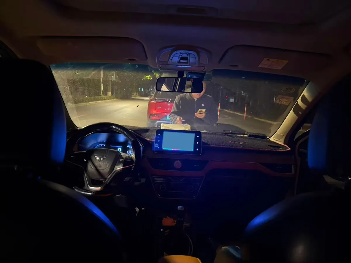 2018 WuLing HongGuang S3 1.5L 112HP L4 6MT,autocango,china used car exporter,china ev exporter,chinese used car exporter,chinese used ev exporter