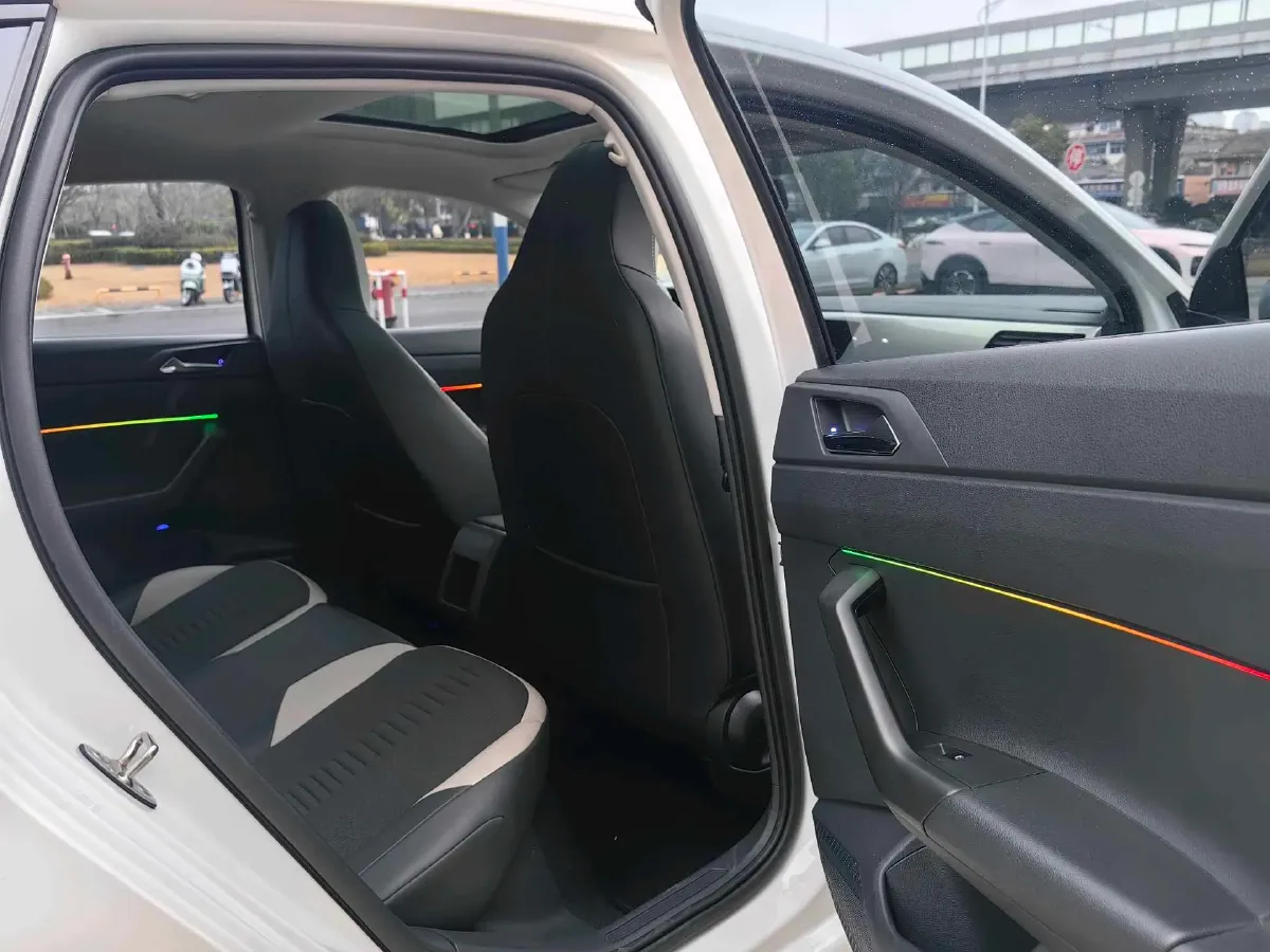 2023 Volkswagen Polo 1.5L 113HP L4 6AT,autocango,china used car exporter,china ev exporter,chinese used car exporter,chinese used ev exporter