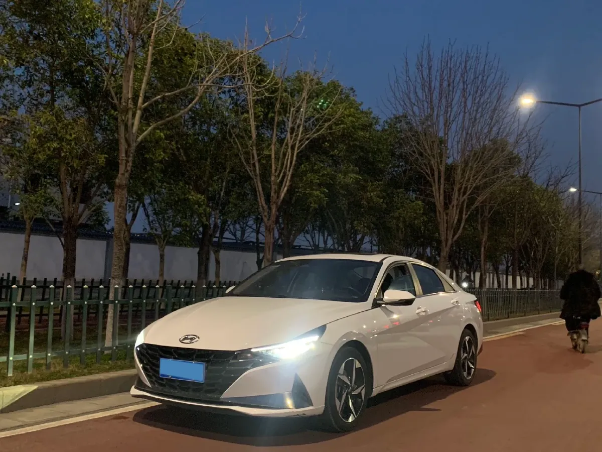 2021 Hyundai Elantra 1.5L 115HP L4 CVT,autocango,china used car exporter,china ev exporter,chinese used car exporter,chinese used ev exporter